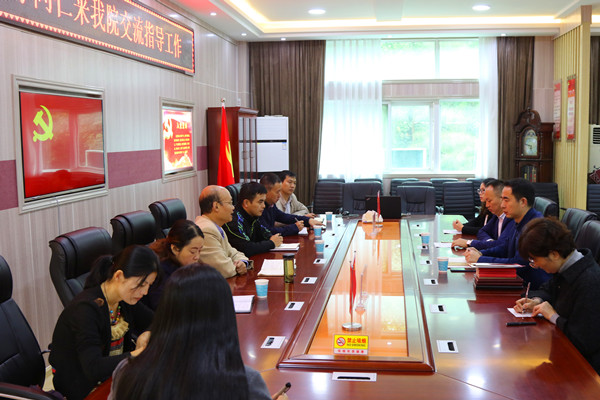 机关党委来永利集团官网交流指导党建工作